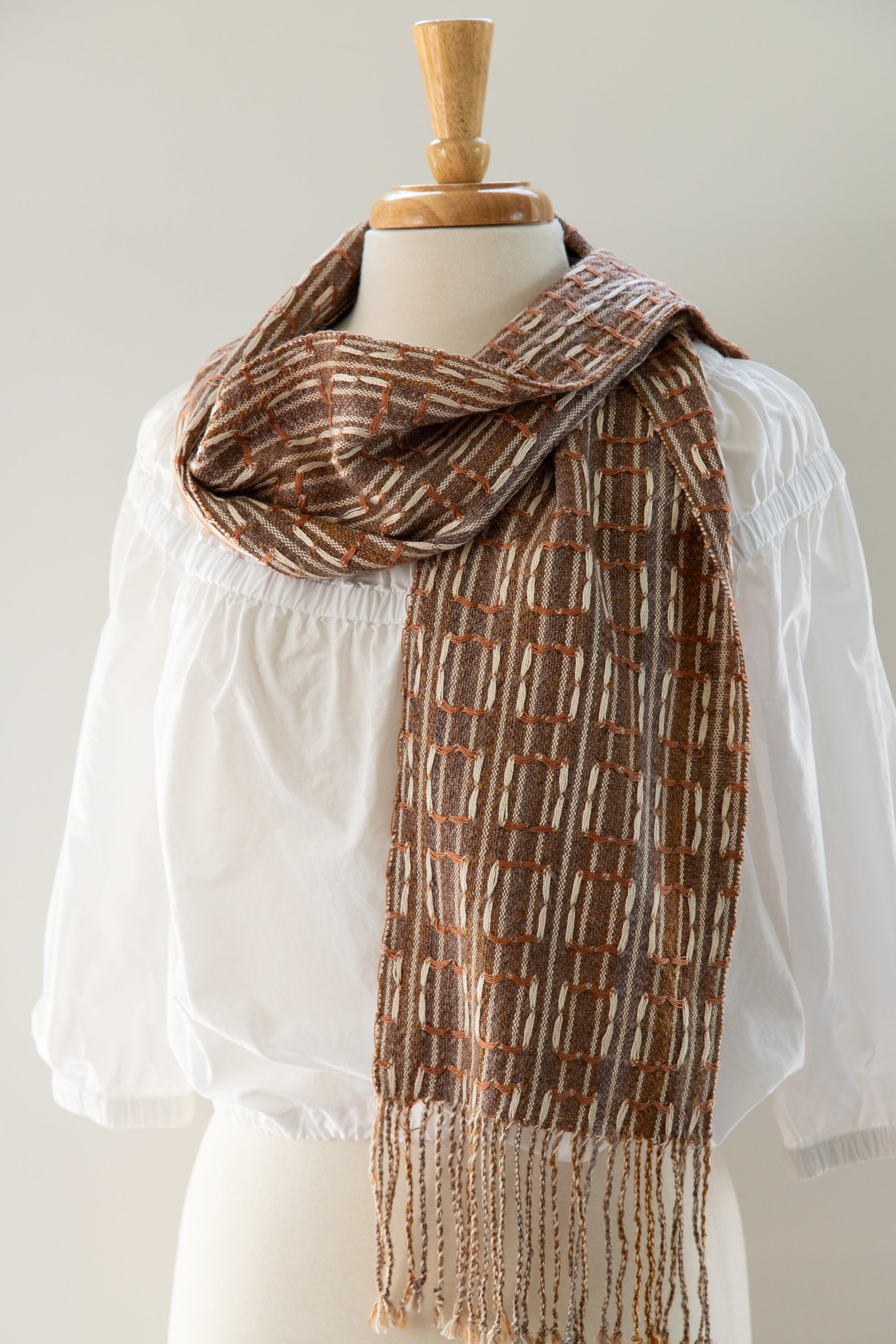 Contemporary Scarf in Fine Wool & Tencel