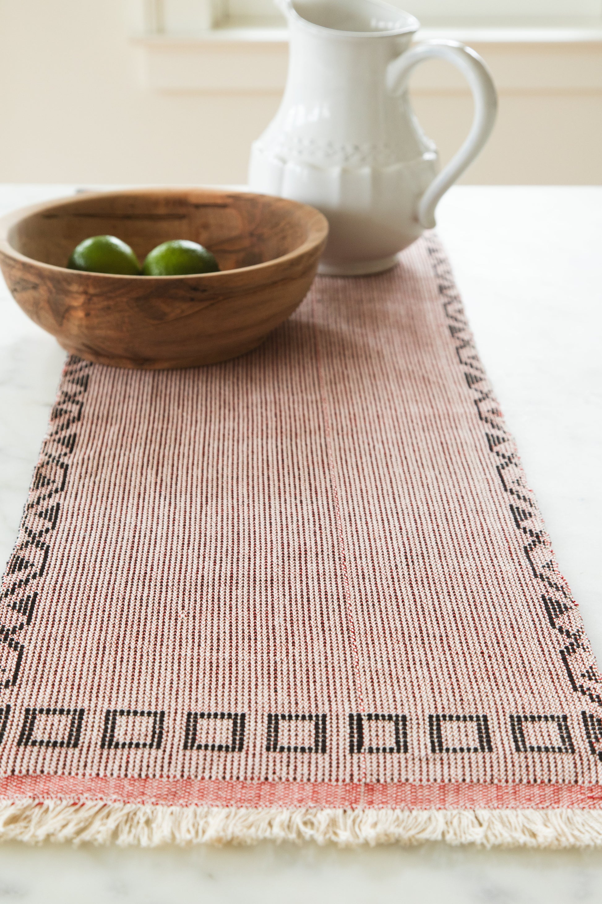 Reversible Table Runner in Complex Geometric Design